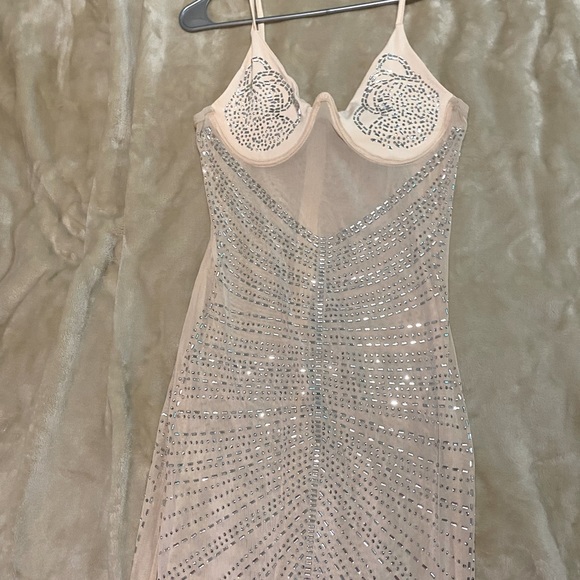 All sized M - Picture 3 of 5